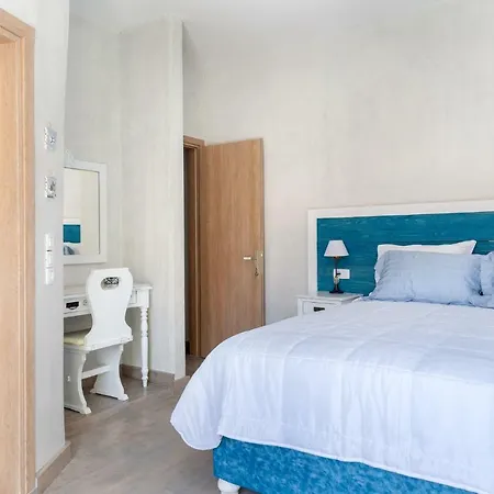 Diogenis Willa Argostoli (Kefalonia)